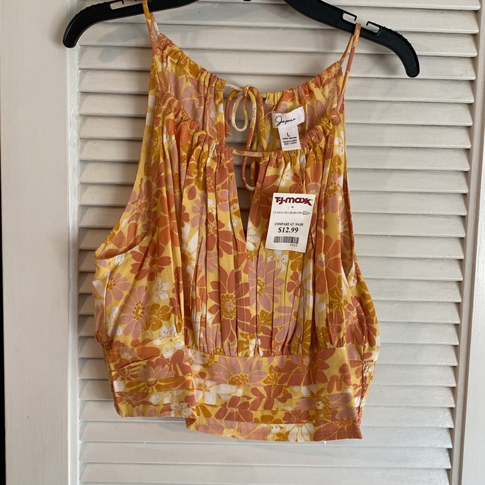 Halter top - Picture 2 of 4